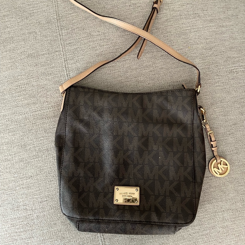 Michael Kors Crossbody